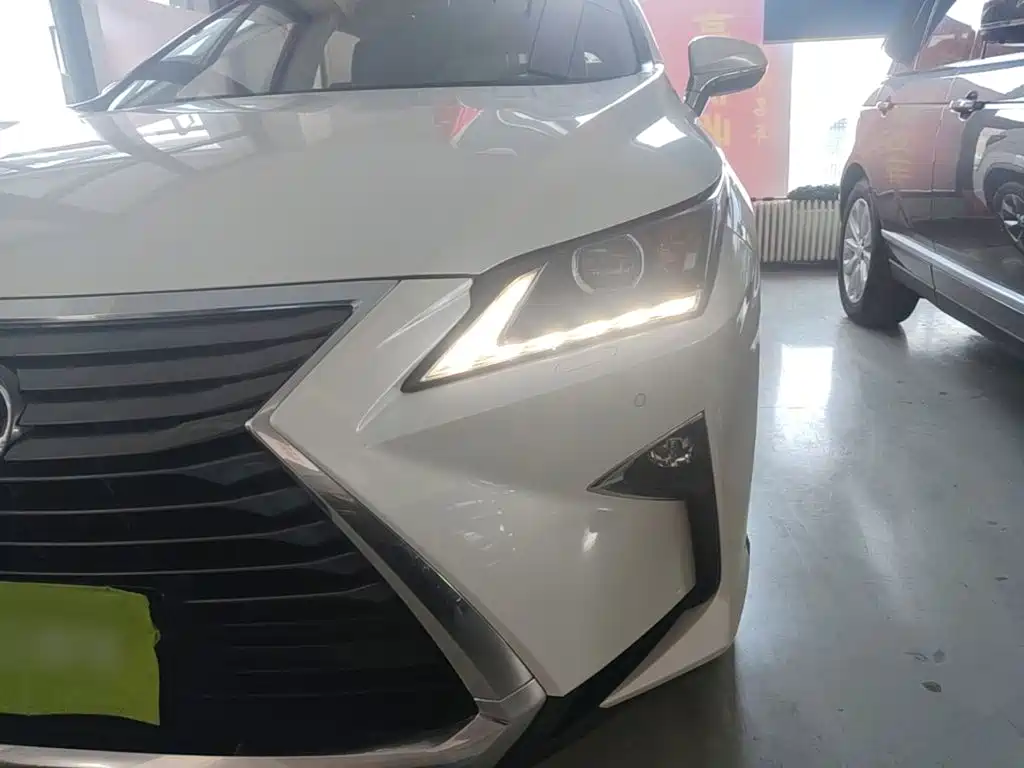 Lexus RX — миниатюра 24