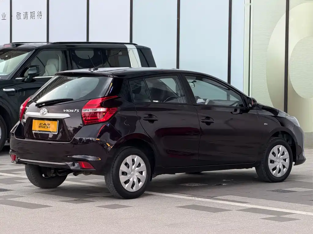 Toyota Vios FS — миниатюра 4