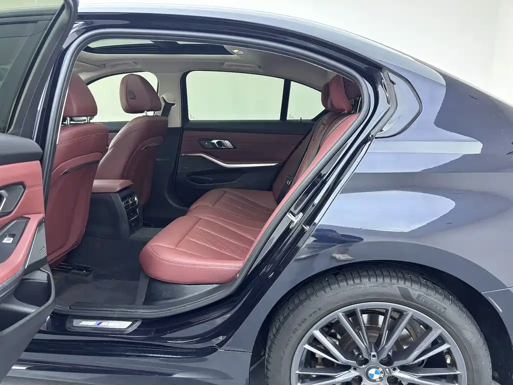 BMW 3 Series — миниатюра 8