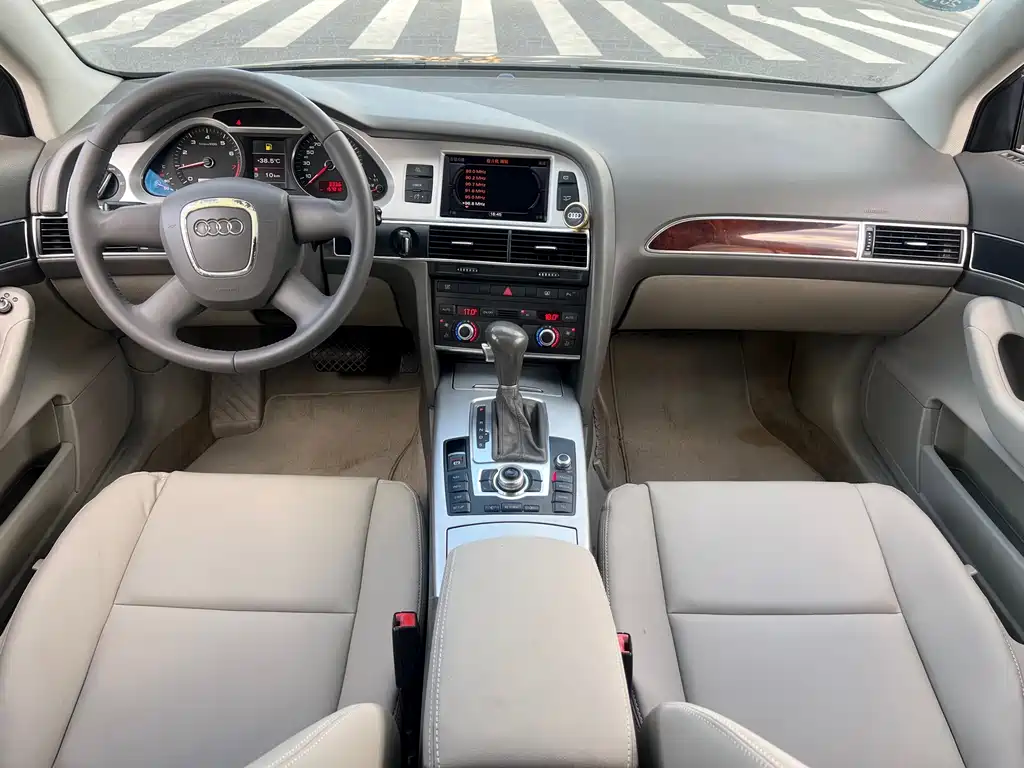 Audi A6L — миниатюра 12