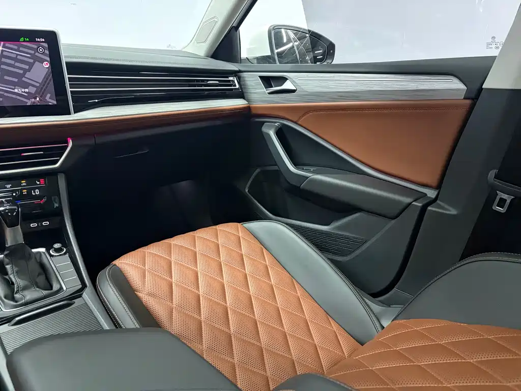 Volkswagen Sagitar — миниатюра 10