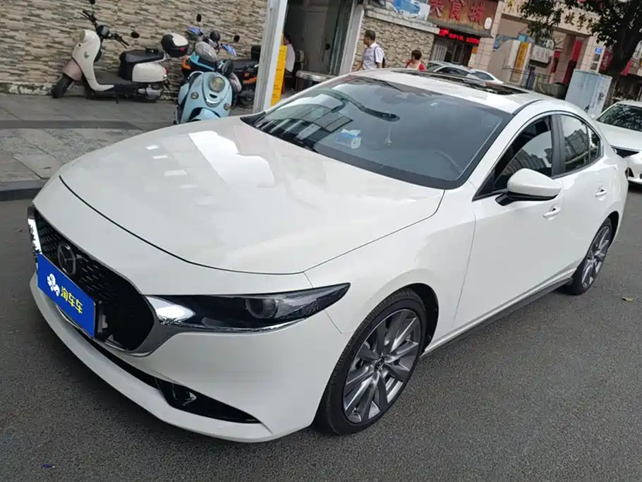 Mazda 3 Axela 2021