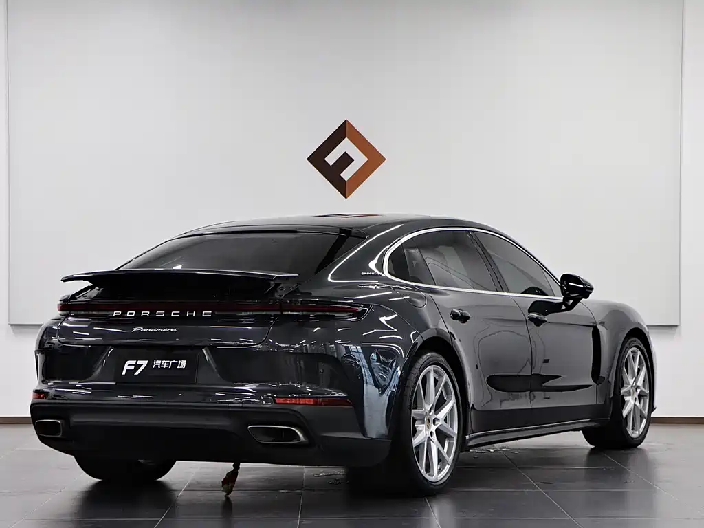 Porsche Panamera — миниатюра 6