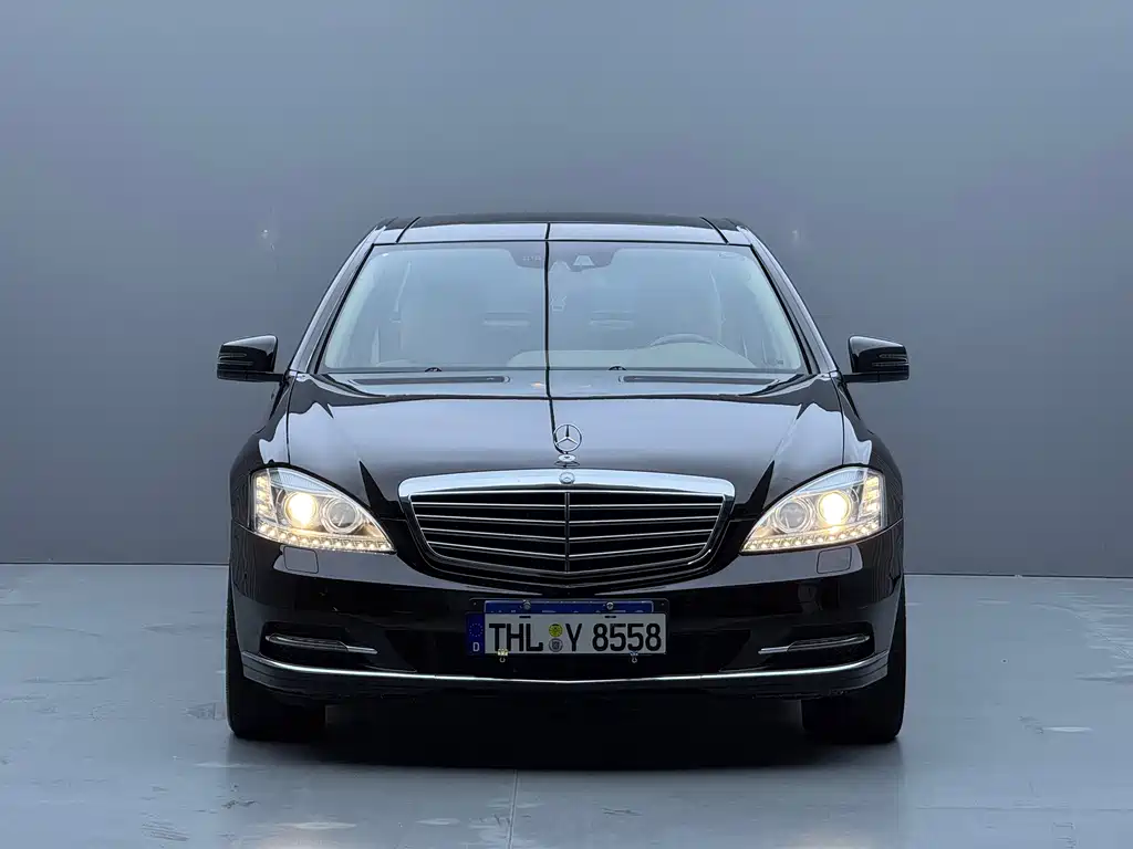 Mercedes-Benz S-Class — миниатюра 2