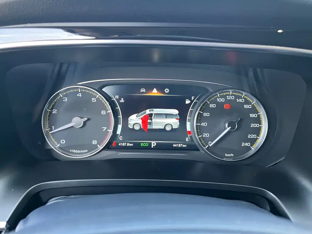 GAC Motor Trumpchi M8 — миниатюра 11
