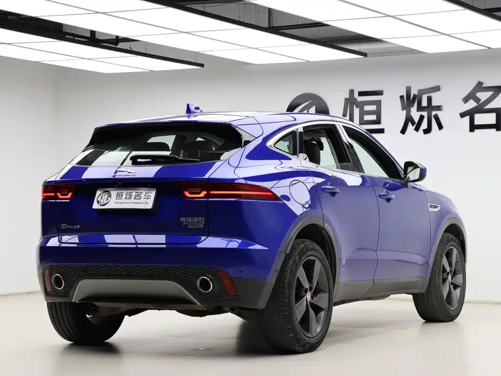 Jaguar E-PACE — миниатюра 23