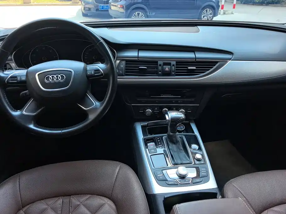 Audi A6L — миниатюра 12