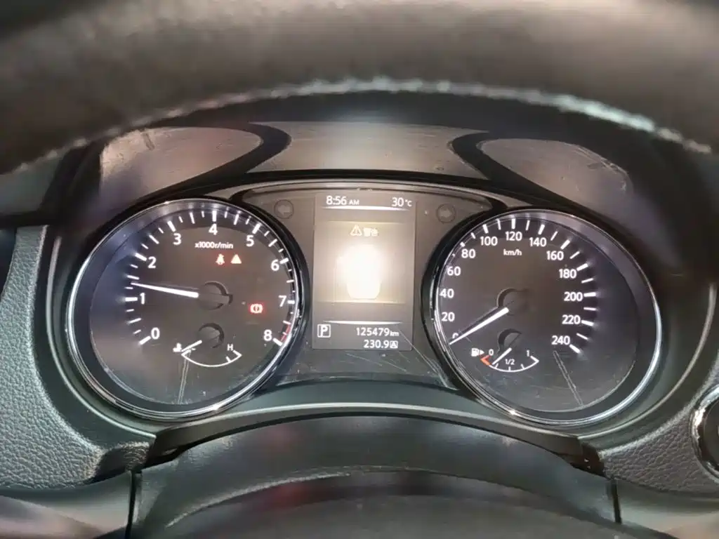 Nissan Qashqai — миниатюра 12