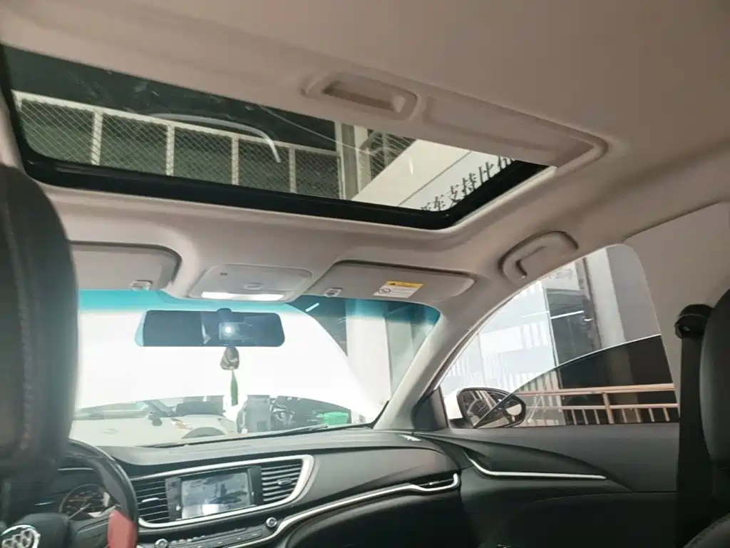 Buick Excelle — миниатюра 18