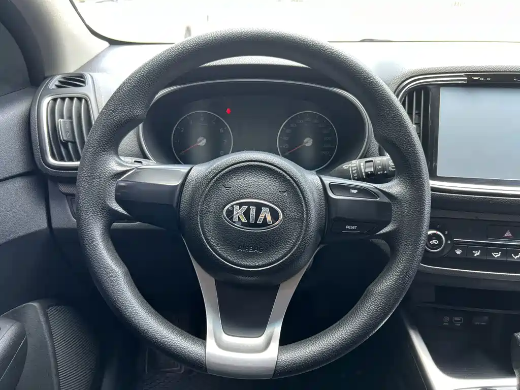 Kia KX3 — миниатюра 11