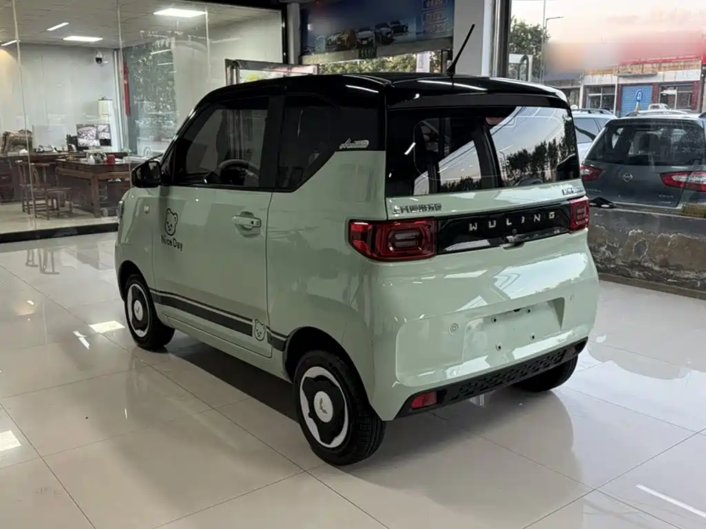Wuling MINIEV — миниатюра 5
