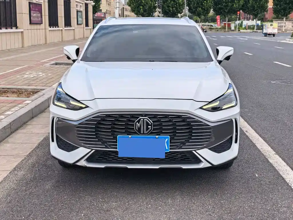 MG MG ONE — миниатюра 3