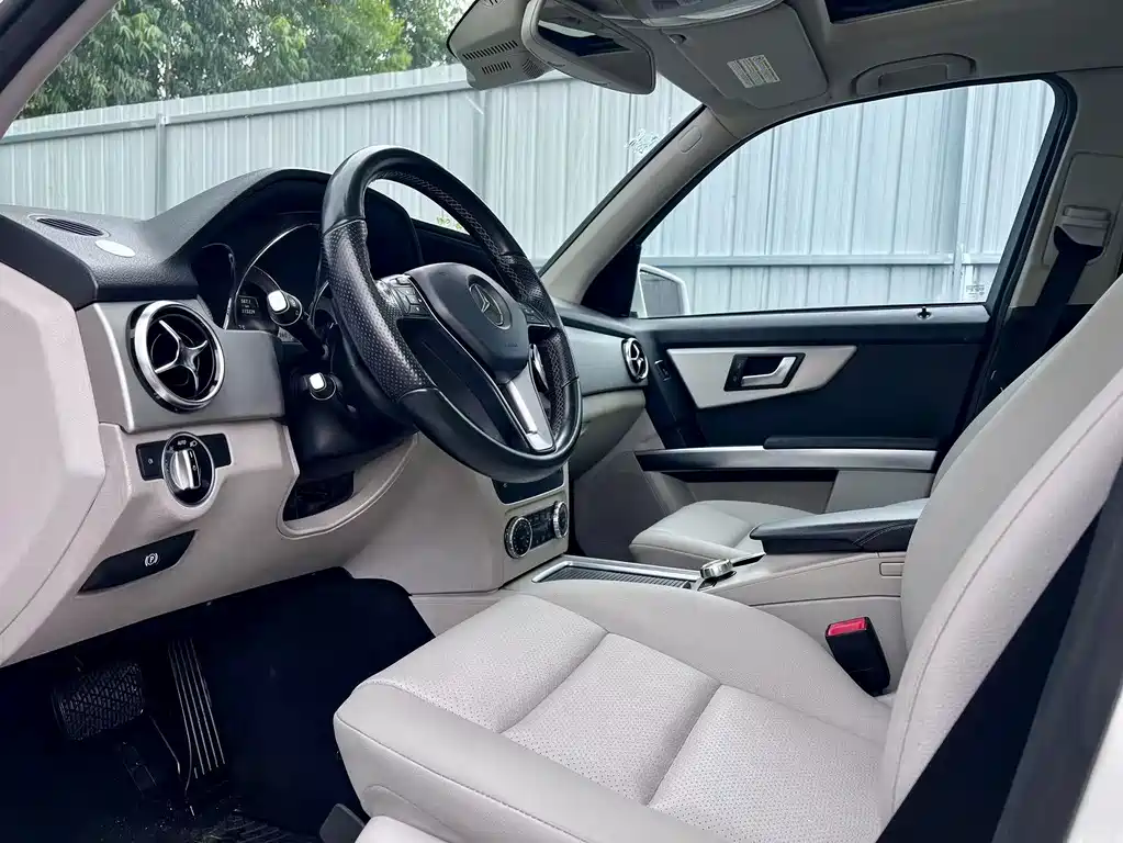Mercedes-Benz GLK-Class — миниатюра 9