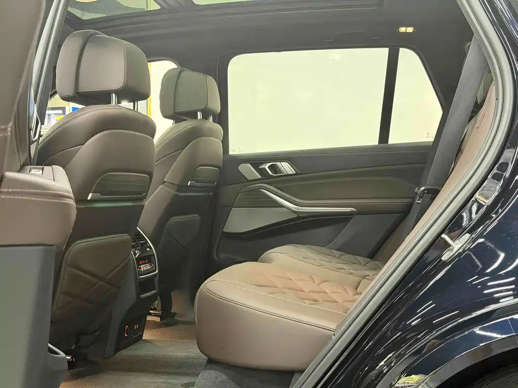 BMW X5 — миниатюра 7