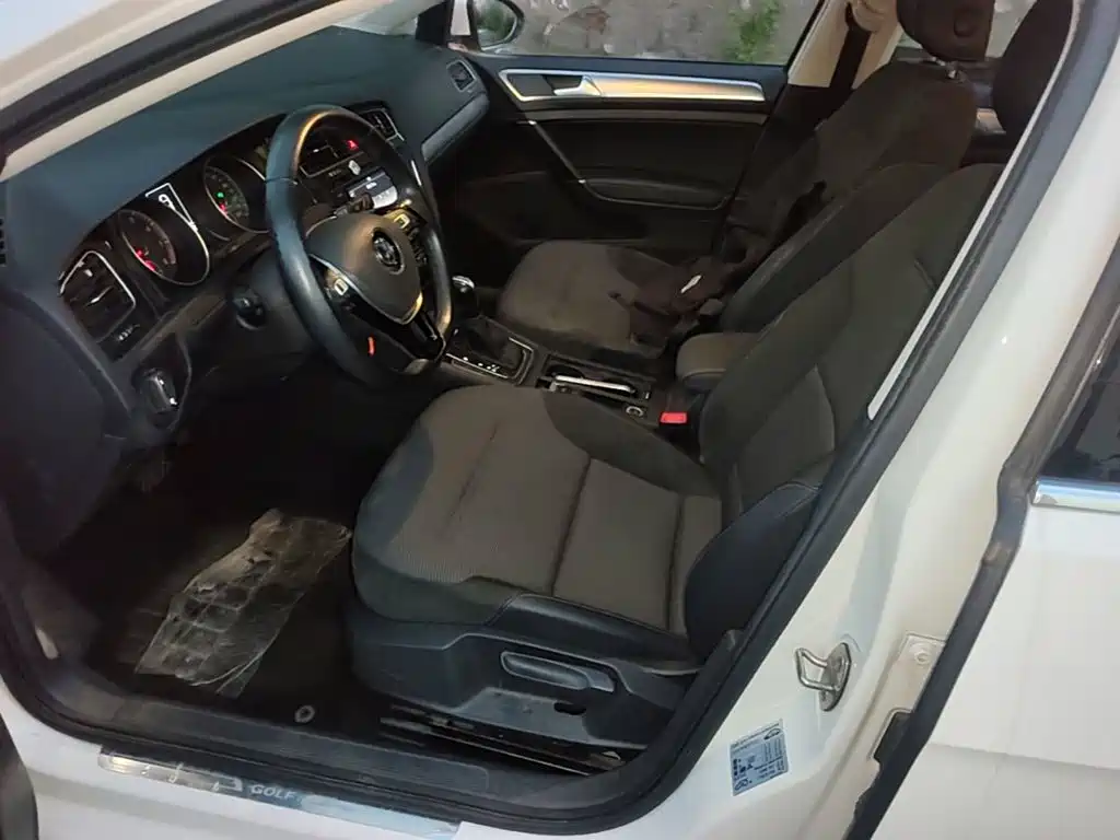 Volkswagen Golf — миниатюра 20
