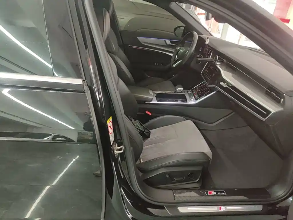 Audi A6L — миниатюра 25