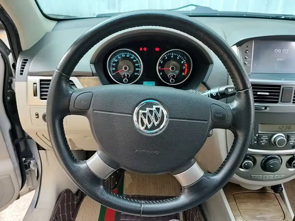 Buick Excelle — миниатюра 11