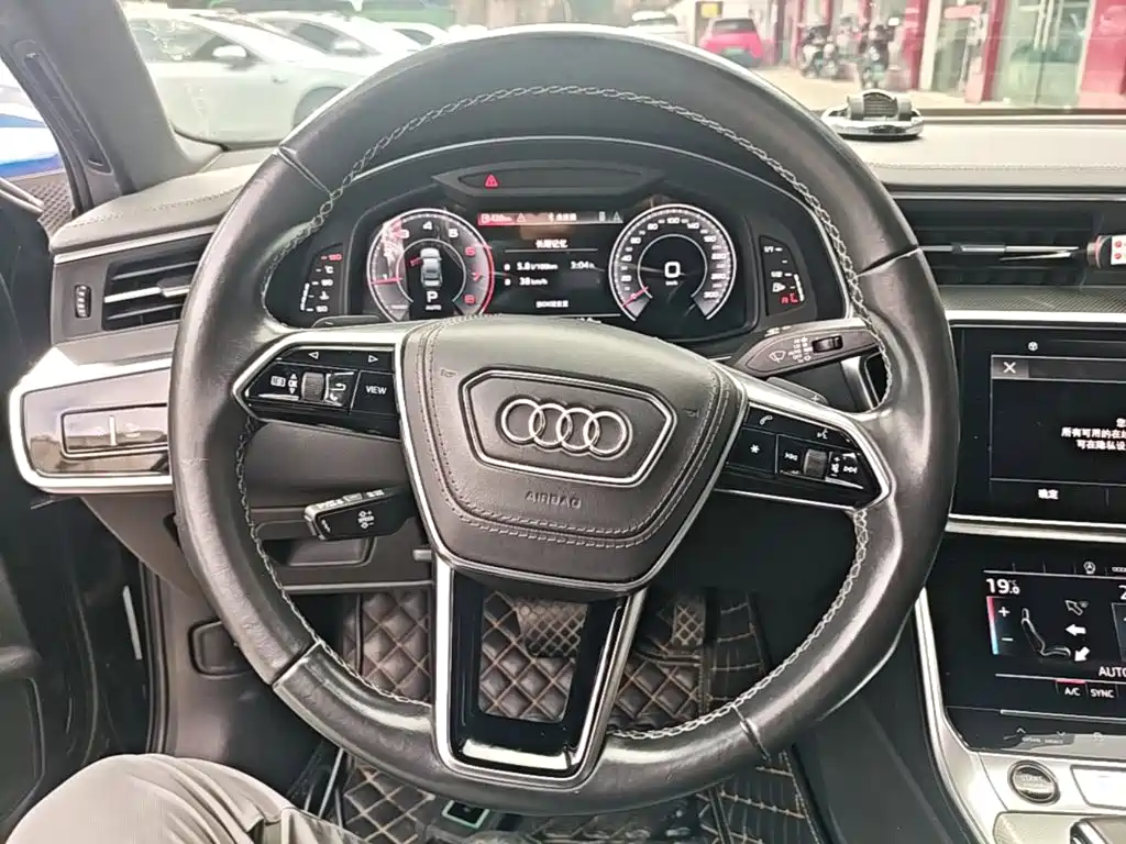 Audi A6L — миниатюра 11