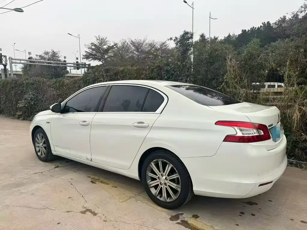 Peugeot 408 — миниатюра 9