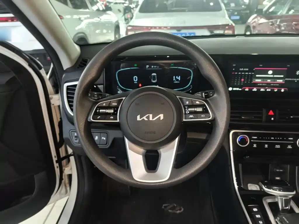 Kia Seltos — миниатюра 11