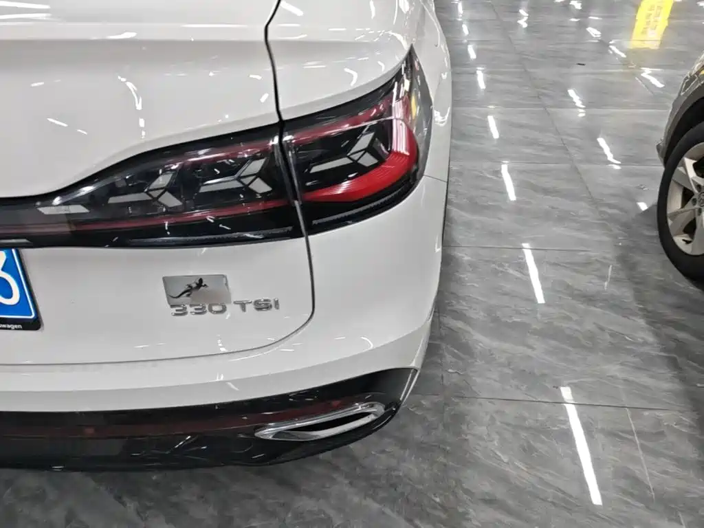 Volkswagen Tiguan X — миниатюра 8