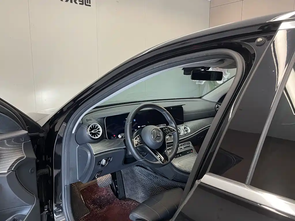 Mercedes-Benz E-Class New Energy — миниатюра 23