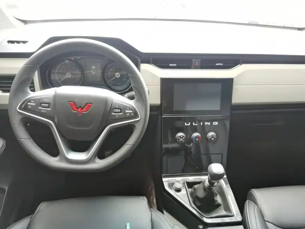 Wuling Journey 2021 1.5T MT Luxury