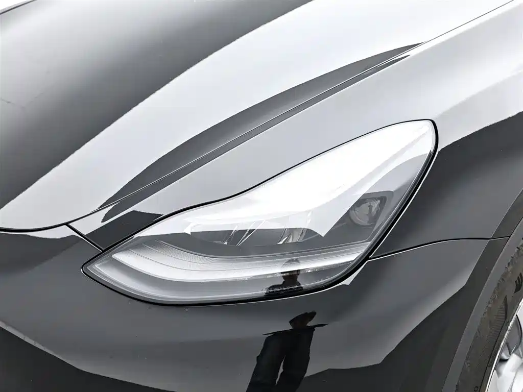 Tesla Model Y — фотографии объявления, Фото 17