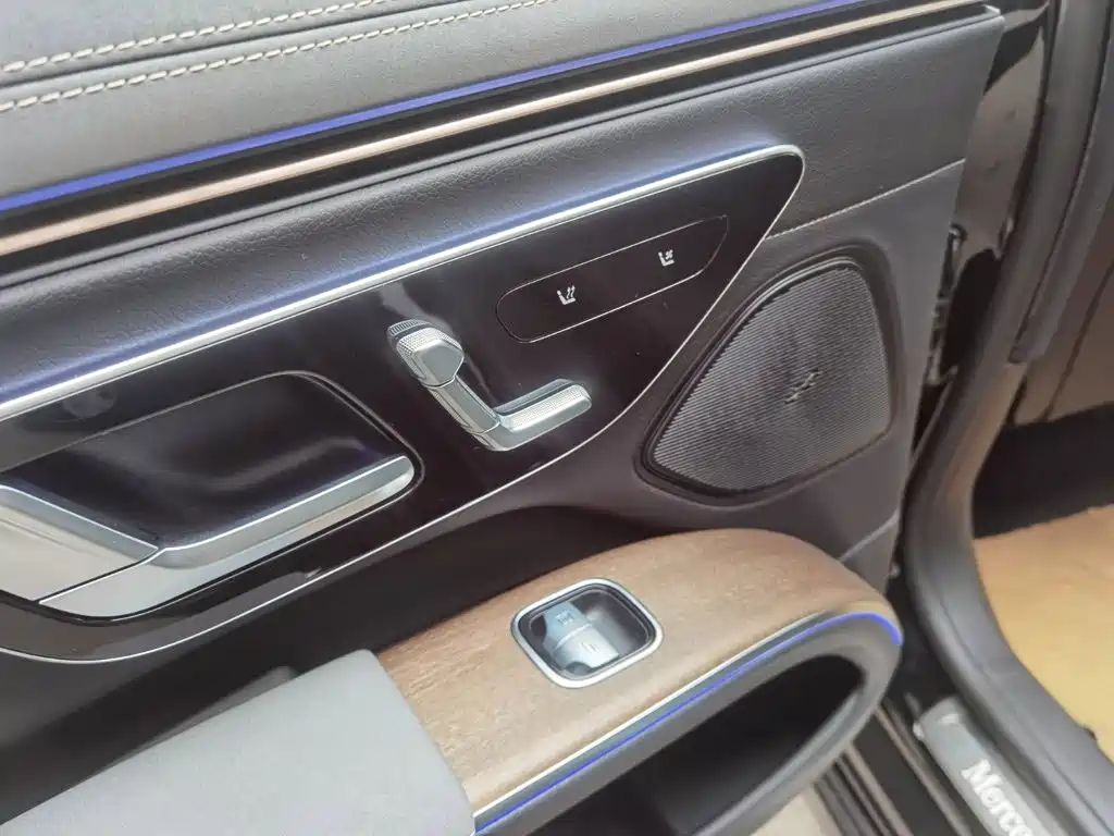 Mercedes-Benz EQS — миниатюра 8