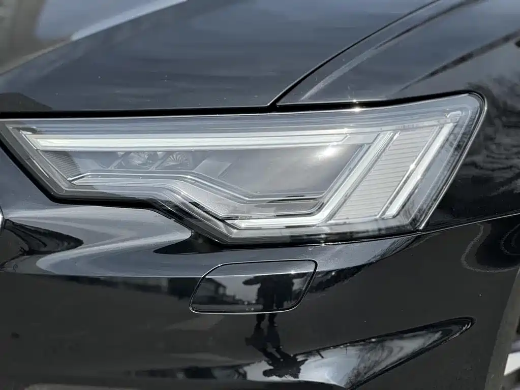 Audi A6L — миниатюра 10