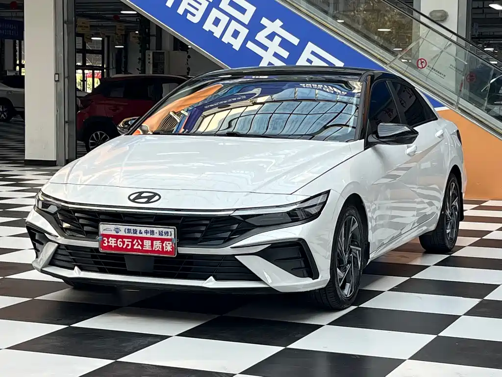 Hyundai Elantra