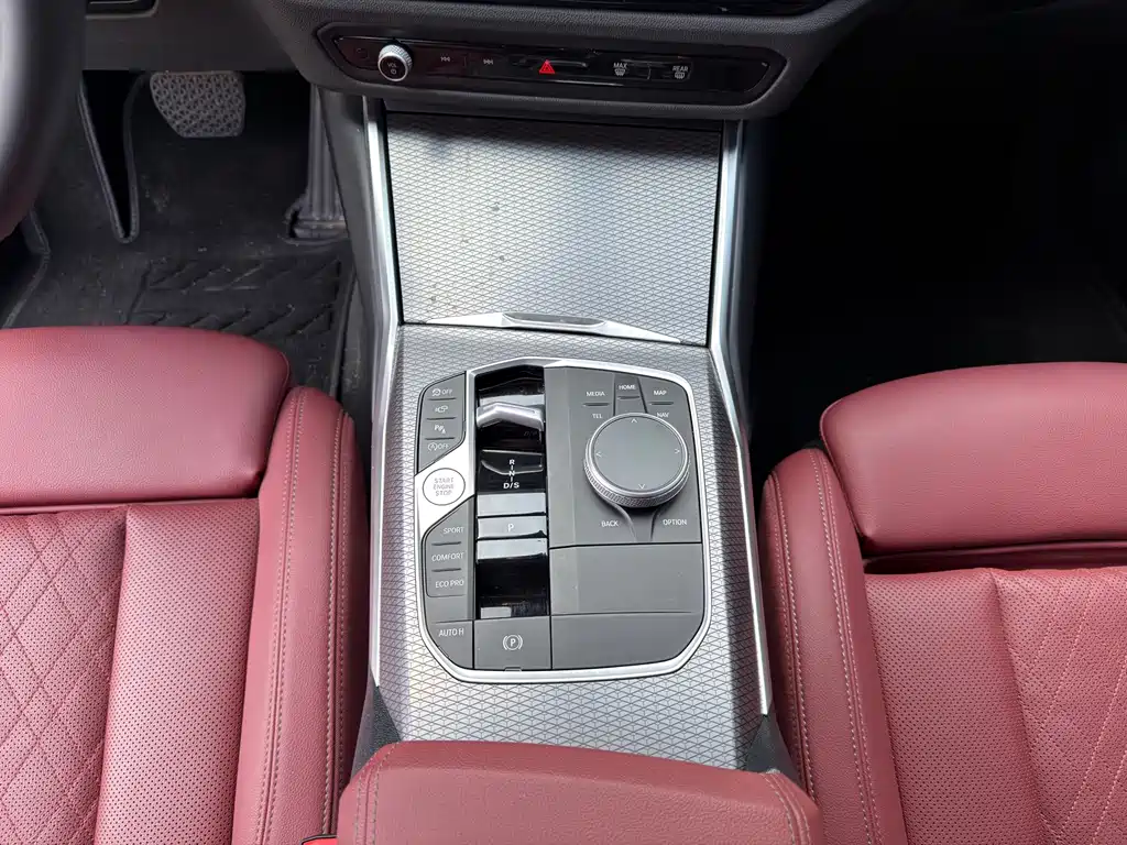 BMW 3 Series — миниатюра 11