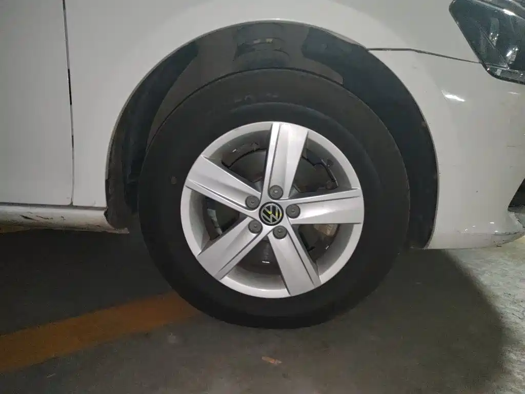 Volkswagen Bora — миниатюра 24