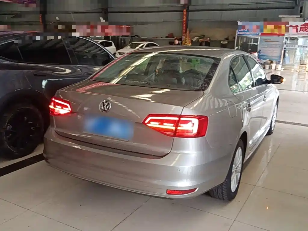 Volkswagen Sagitar — миниатюра 7