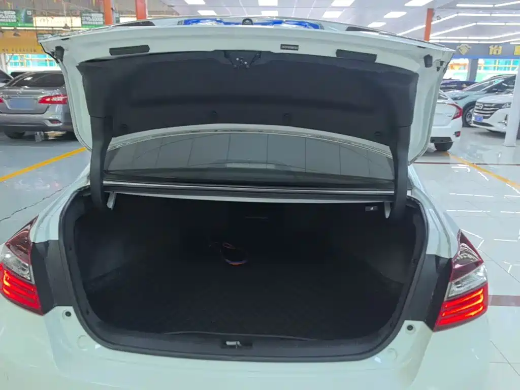 Honda Accord — миниатюра 19