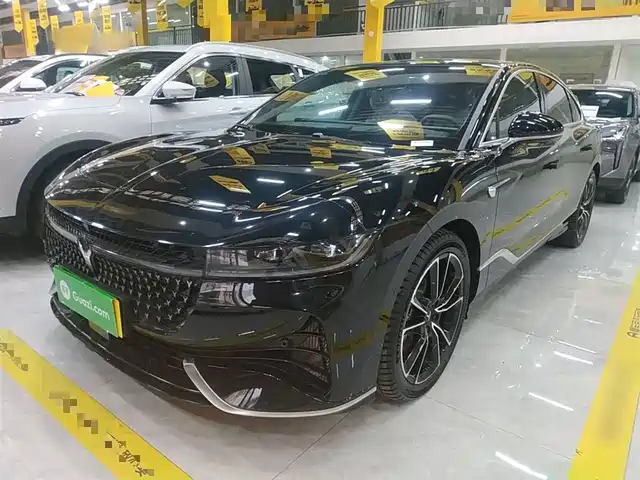 LANTU AUTOMOBILE LANTU CHASING LIGHT 2024