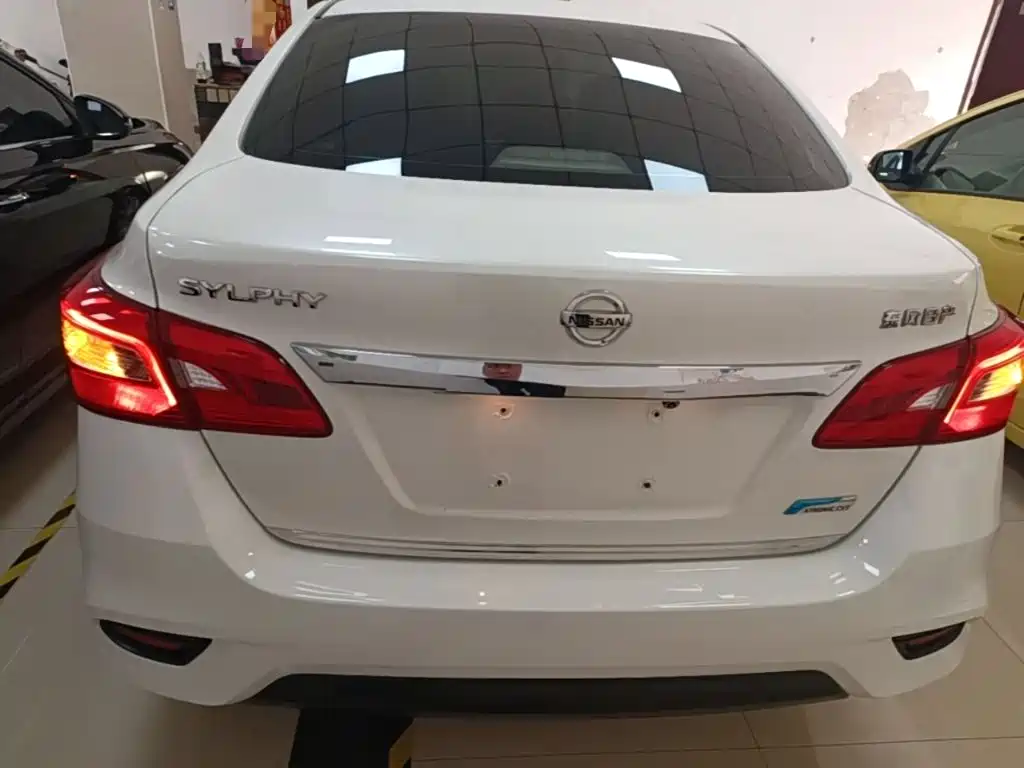 Nissan Sylphy — миниатюра 6