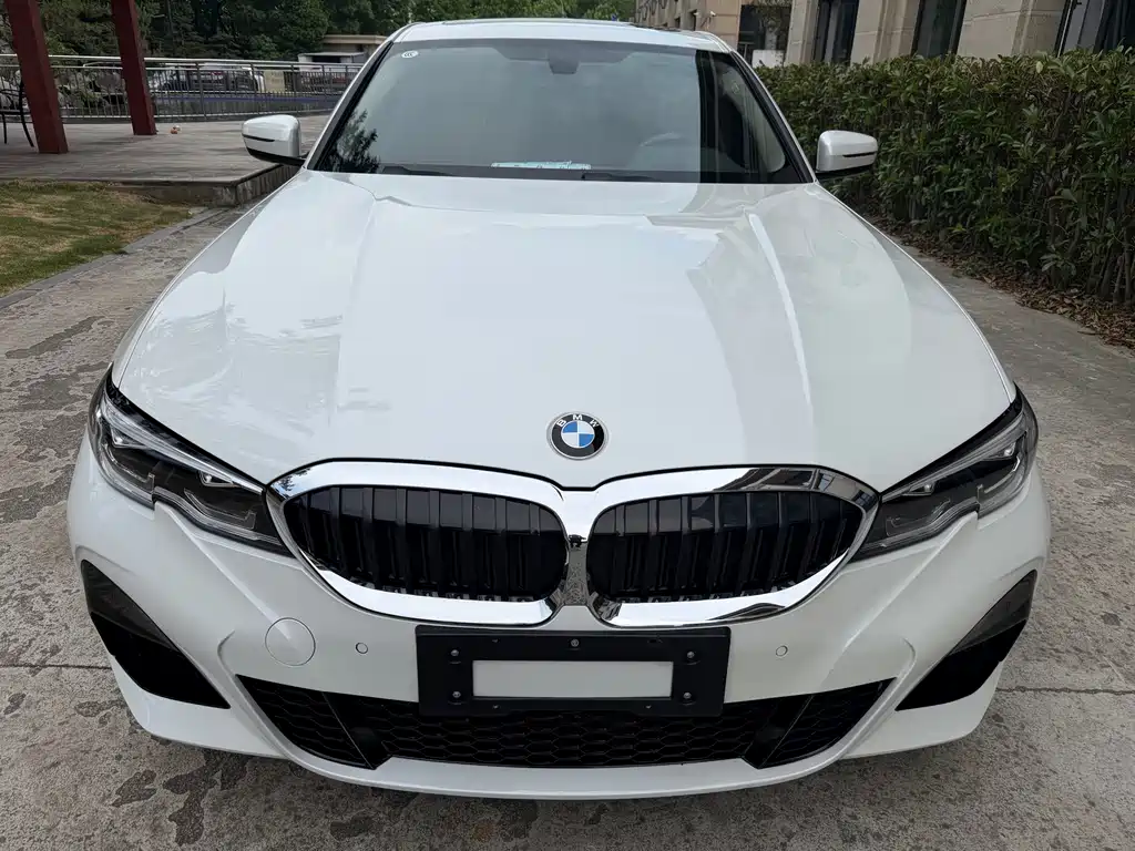 BMW 3 Series 2021