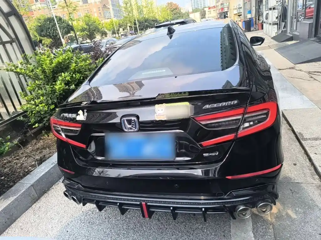 Honda Accord — миниатюра 6