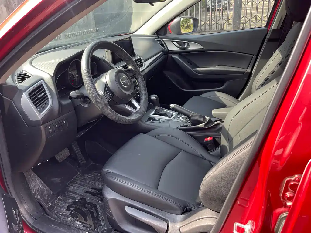Mazda 3 Axela — миниатюра 9