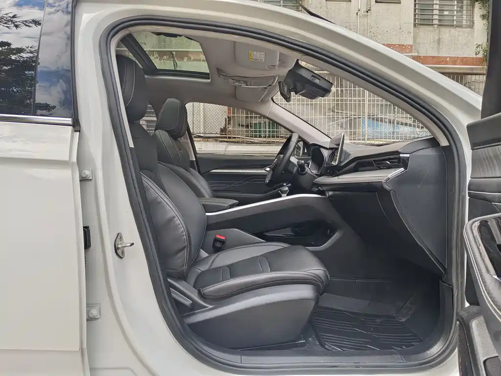 GEELY AUTOMOBILE XINGRUI