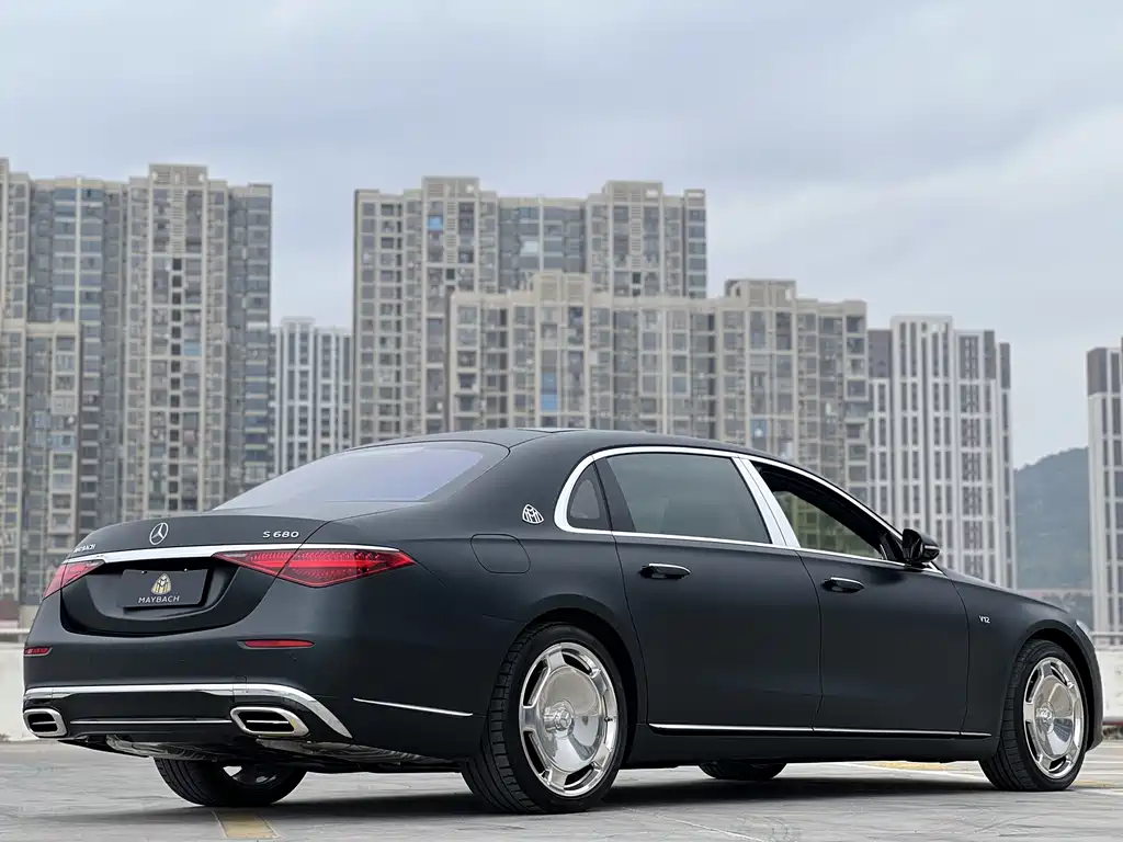 Mercedes-Benz S-Class — миниатюра 13