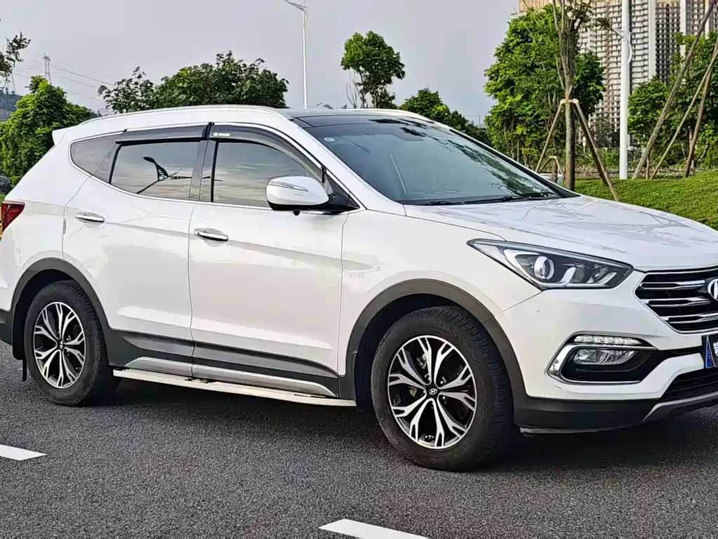 Hyundai Santa Fe — миниатюра 3