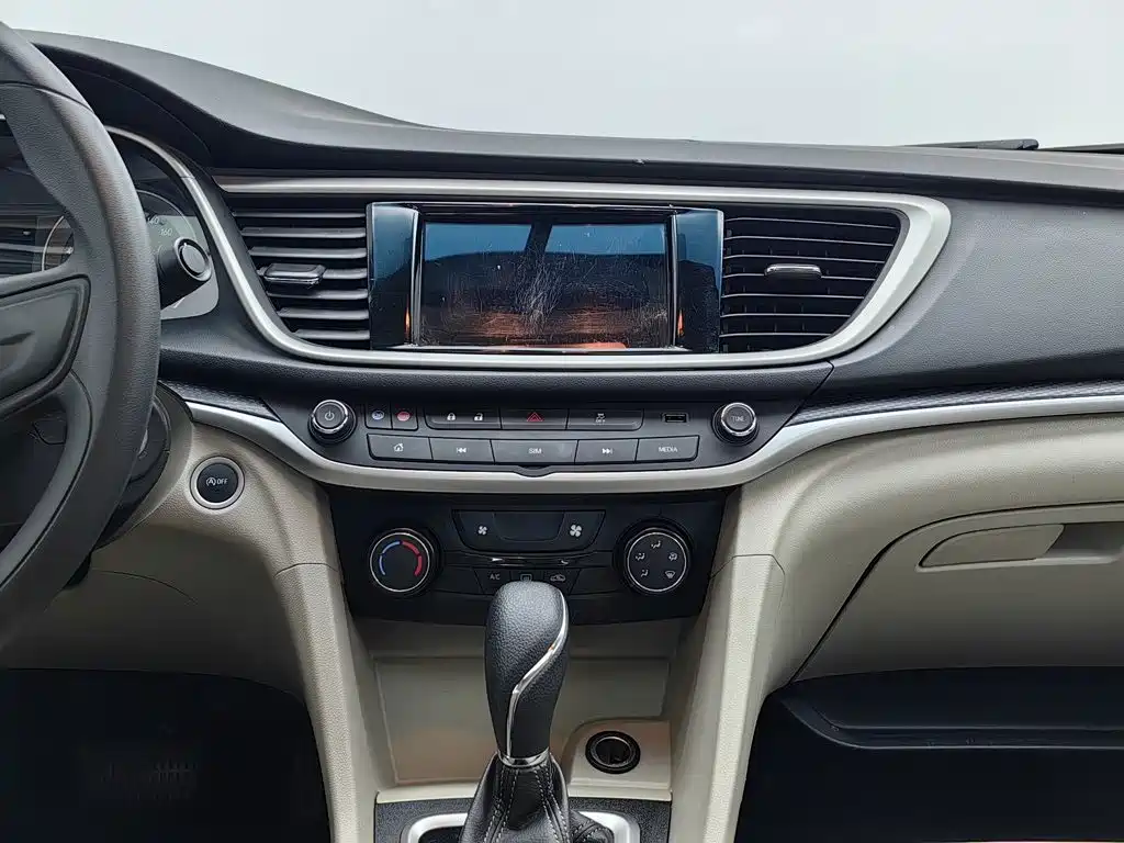 Buick Excelle — миниатюра 12