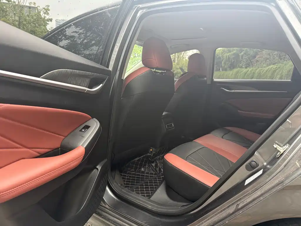 Changan Eado — миниатюра 6