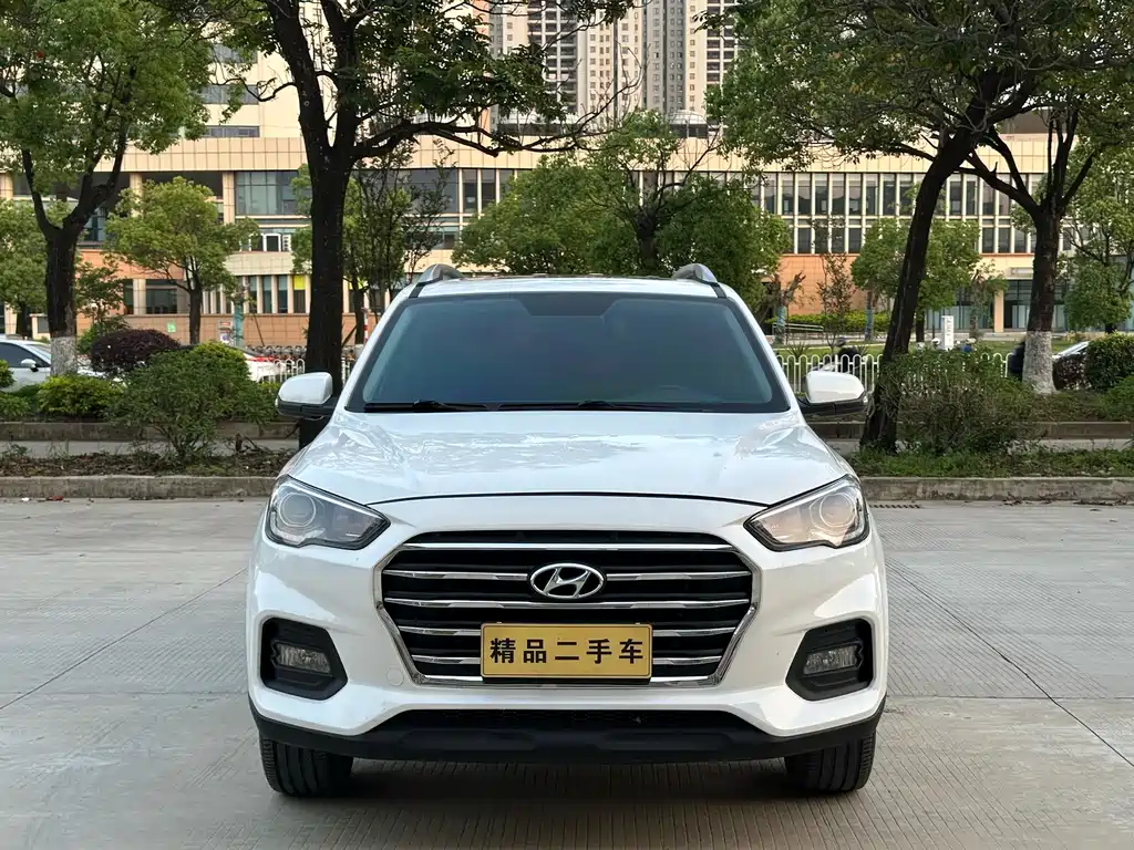 Hyundai ix35 — миниатюра 2