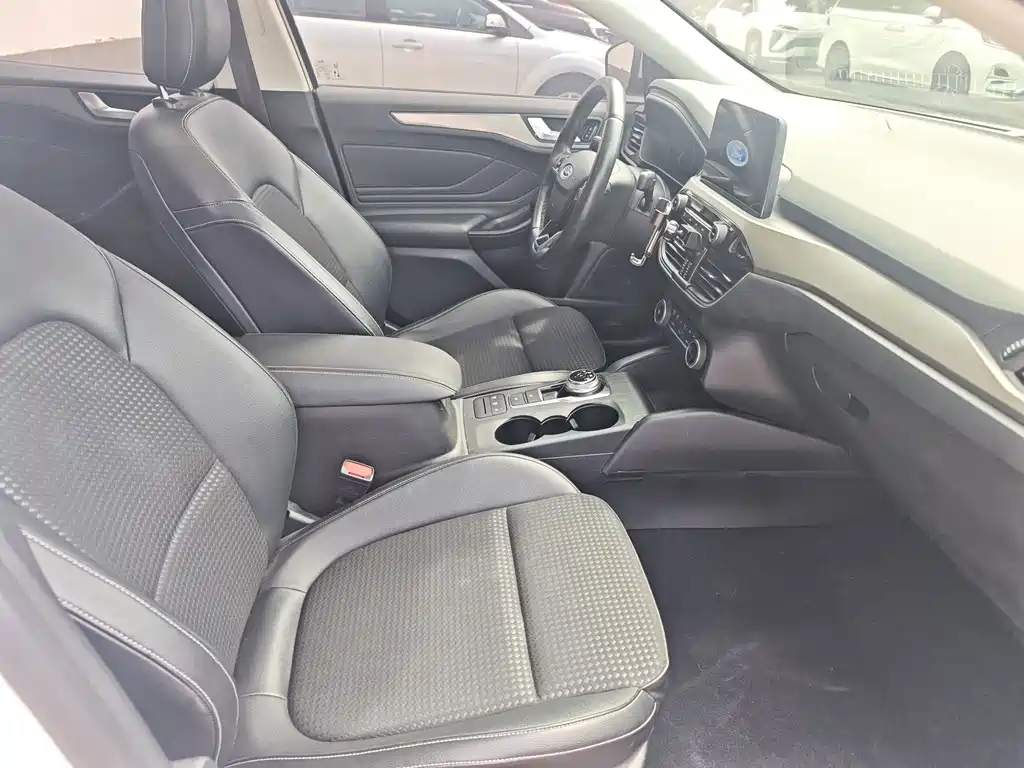 Ford Focus — миниатюра 8