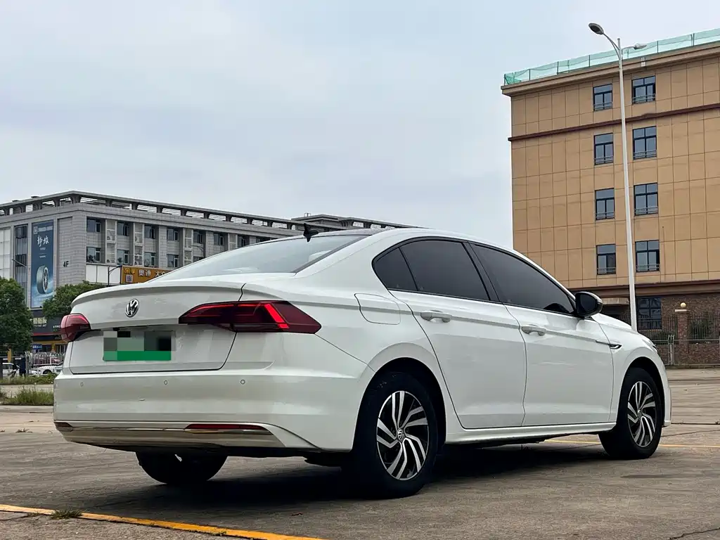 Volkswagen Bora EV — миниатюра 9
