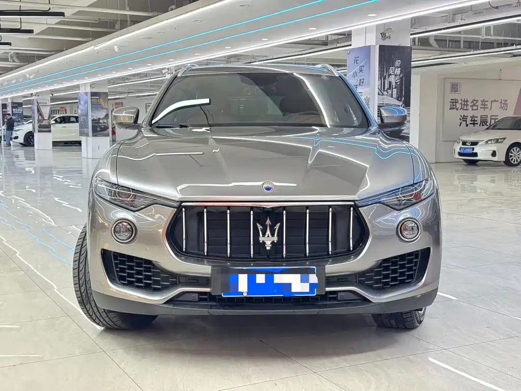 Купить Maserati Levante