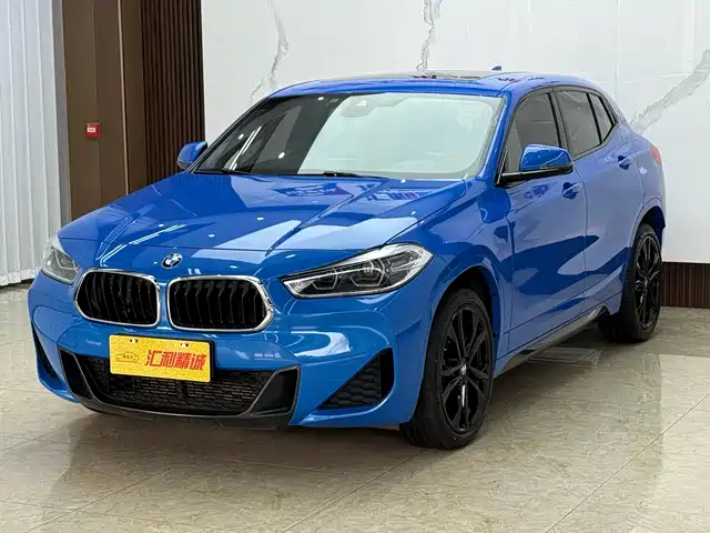 BMW X2